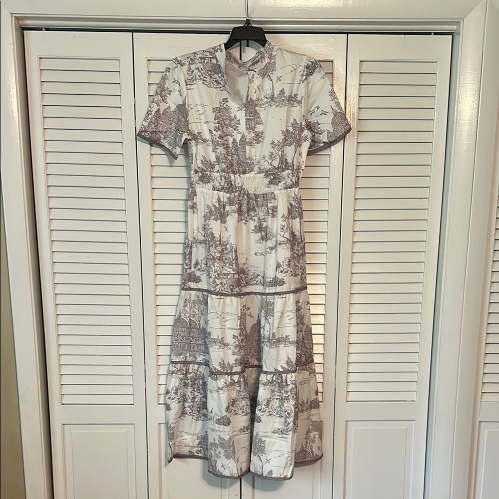 Elegant Toile Patterned Dress small